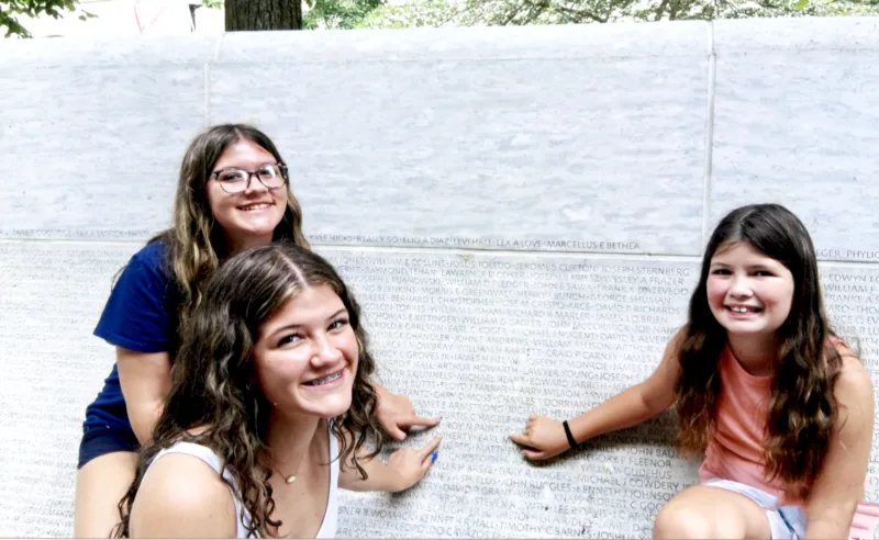 Great-grandchildren of late constable honor him at D.C. memorial